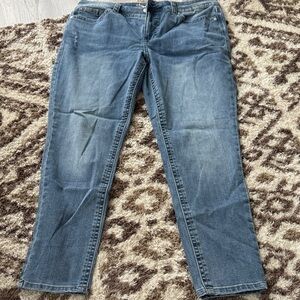 Seven7 Women's Straight Leg Jeans in Blue